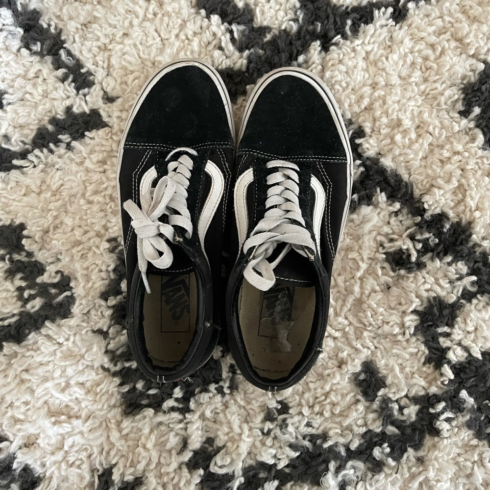 Black suede vans
